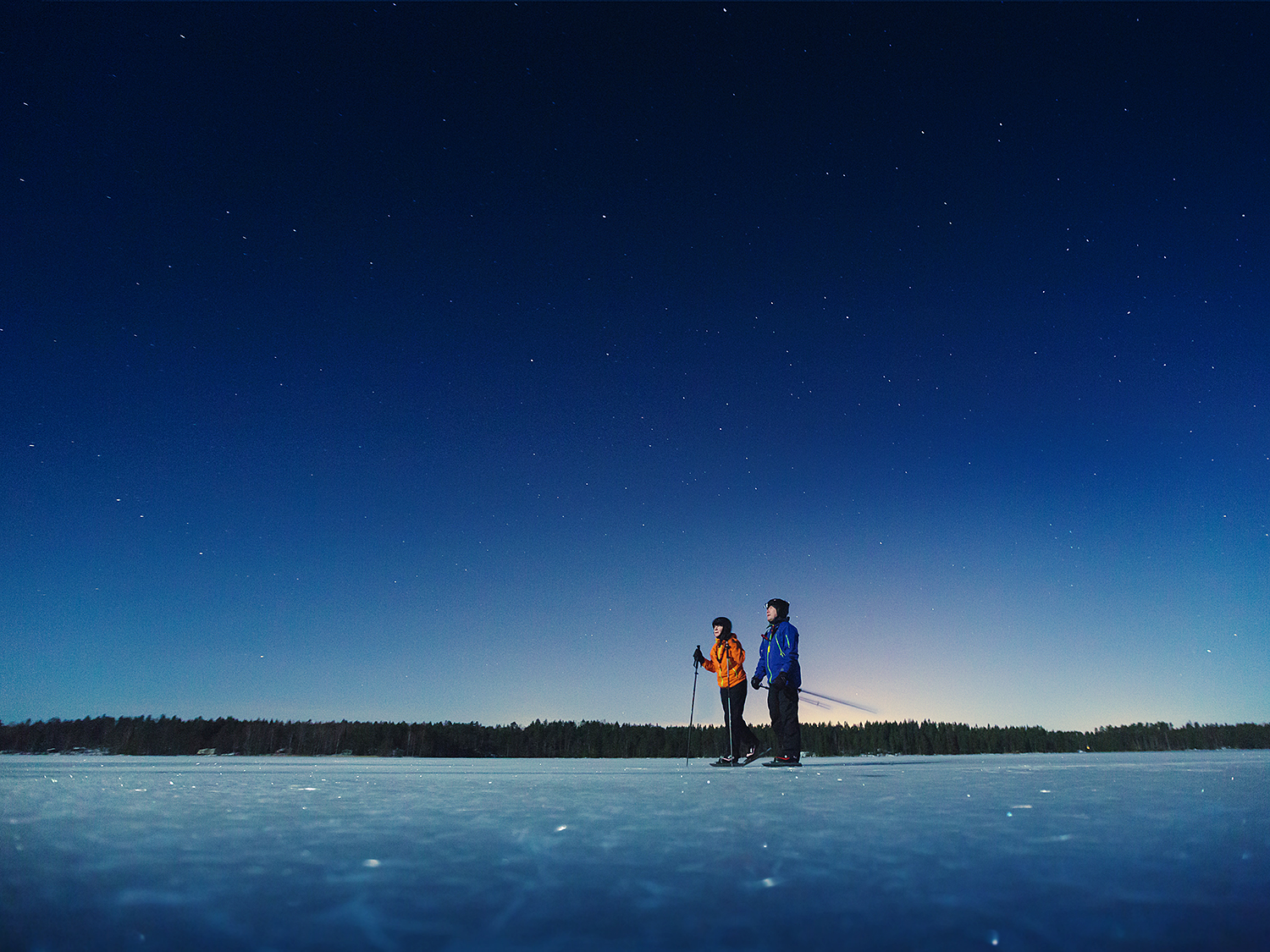 Skating in the moonlight in Toislahti